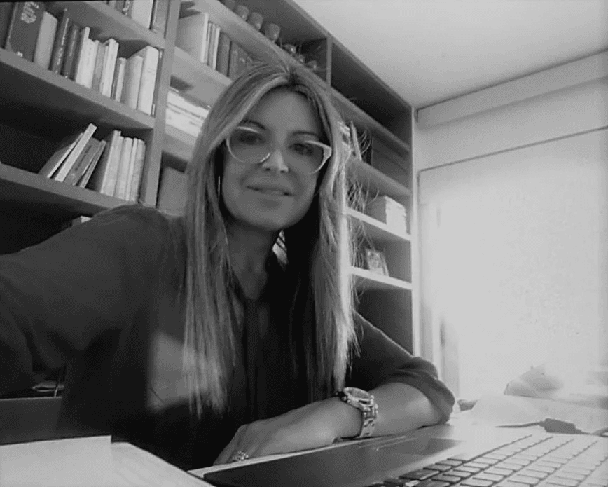 Dra. Carla Fabiana Toscano